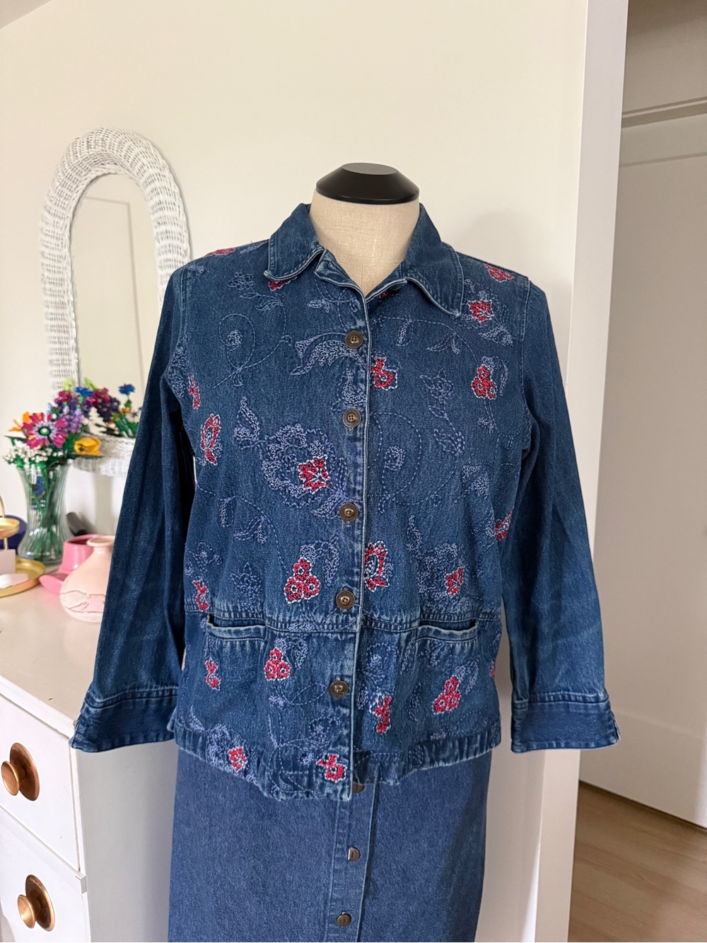 90’s Plus Size Alia Blue Denim Jacket with Red Embroidered Accents